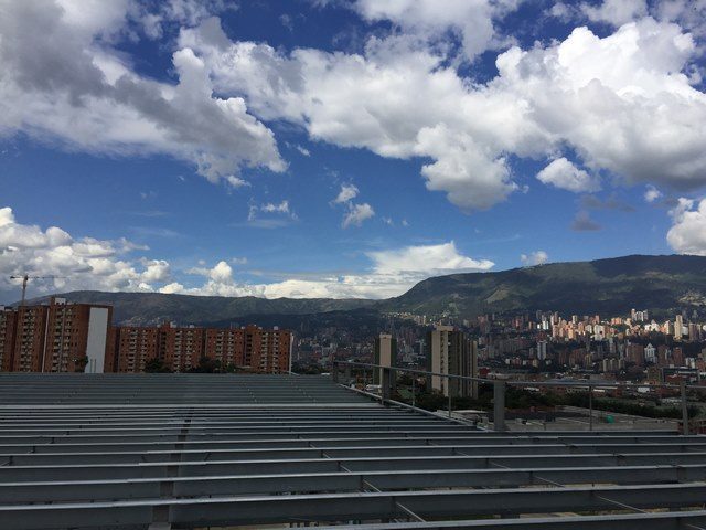 Montaje bodegas Valle Sur · foto 1