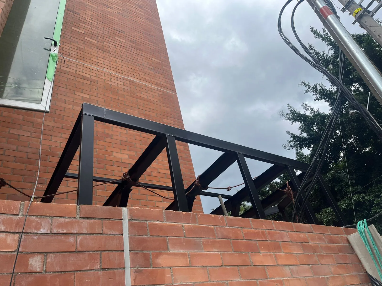 Estructura auxiliares Clínica Buonavitta · foto 3