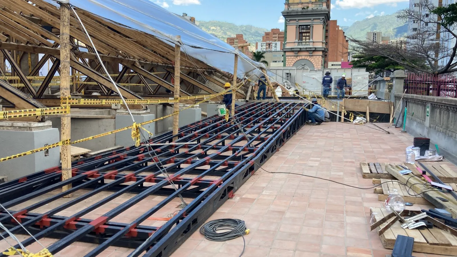 Estructuras metálicas zarzo Claustro Etapa 1 · foto 5