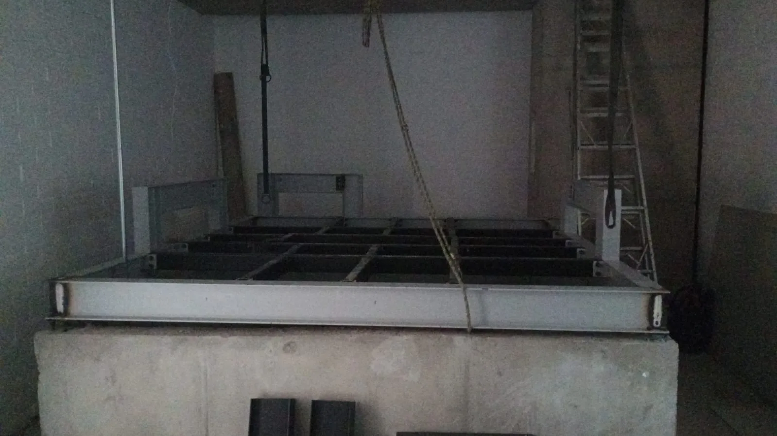 Estructura soporte ascensores Clínica Buonavitta · foto 3