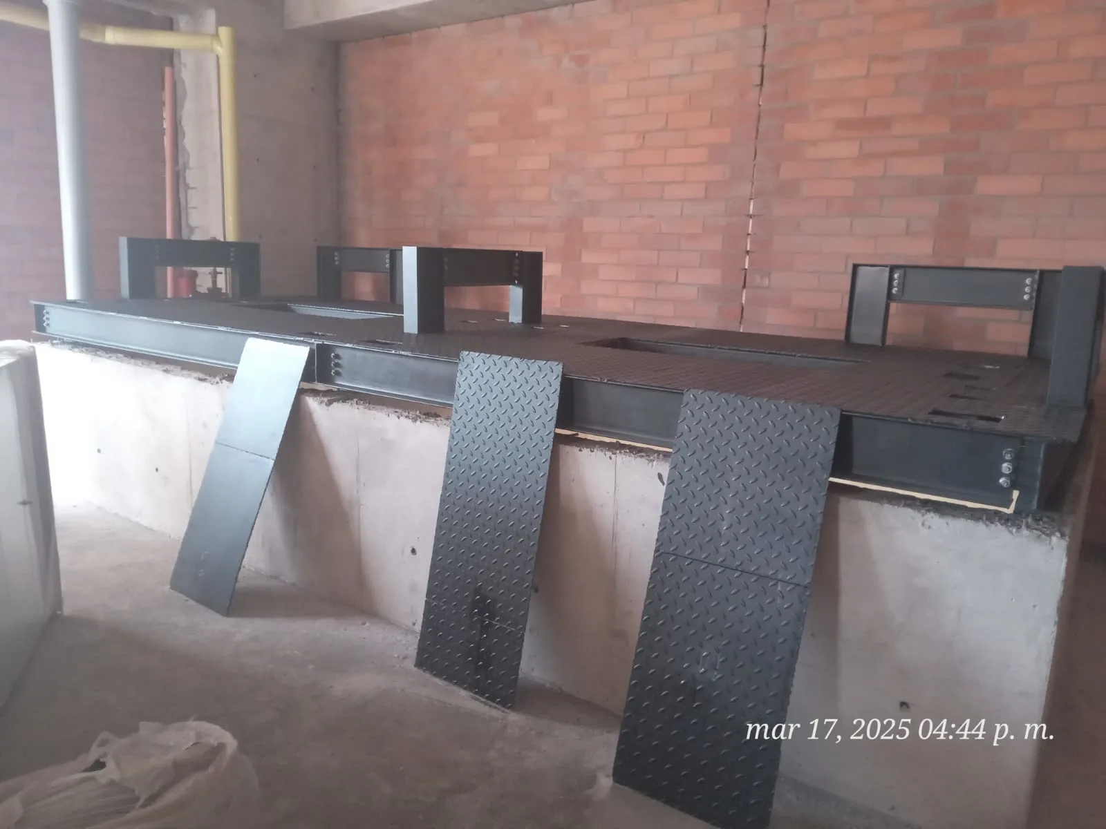 Estructura soporte ascensores Clínica Buonavitta · foto 16