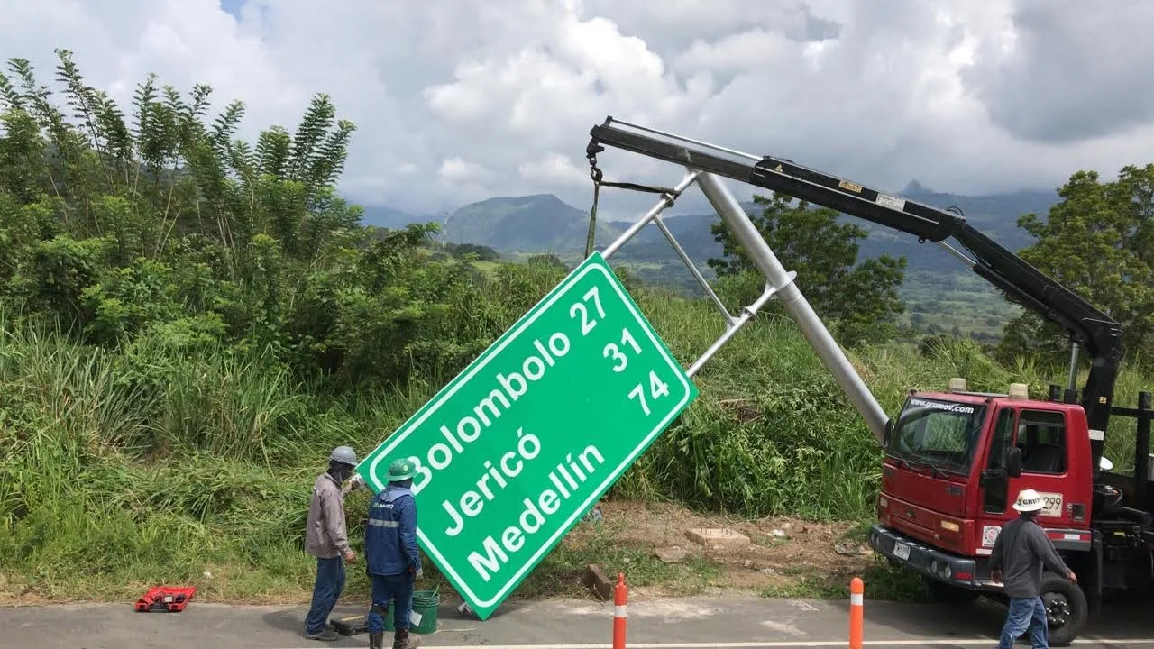 Senales Viales Farallones · foto 8
