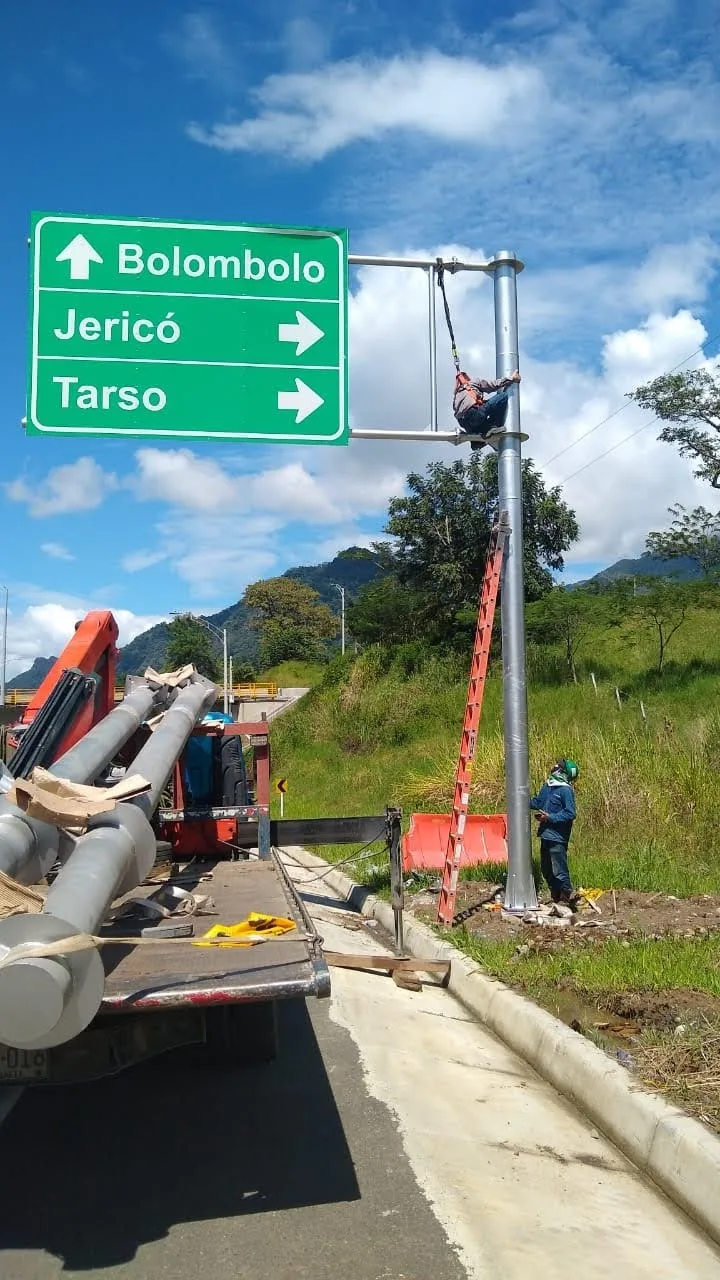 Senales Viales Farallones · foto 12