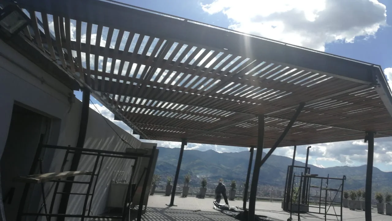 Pérgola Edificio 35 Palms · foto 5